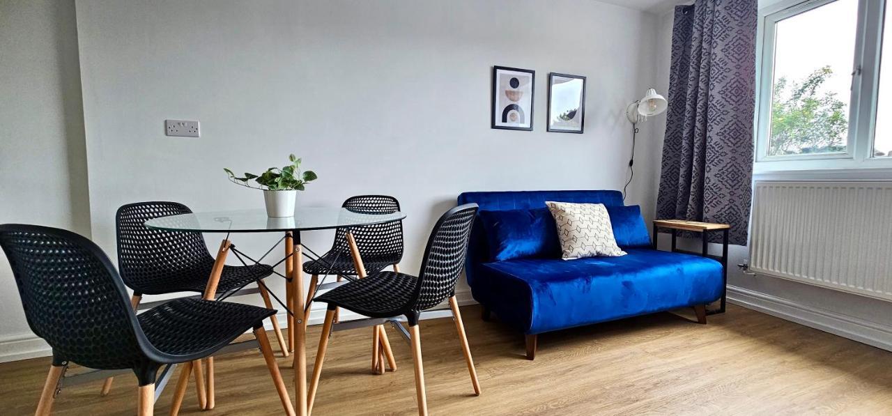 Harlequin Apartments By Switchback Stays Cardiff Værelse billede